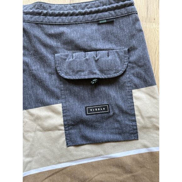 Vissla Boardshorts Unlined Mens 34 Upcycle Cotton Quick Dry Swim Gray Brown Tan - Picture 8 of 9